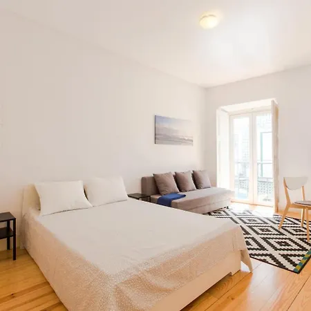 Place Of Tram 28 Apartment *