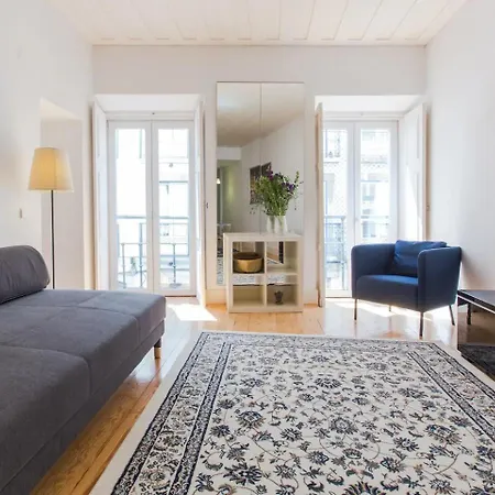 Apartment Place Of Tram 28 Lisbon